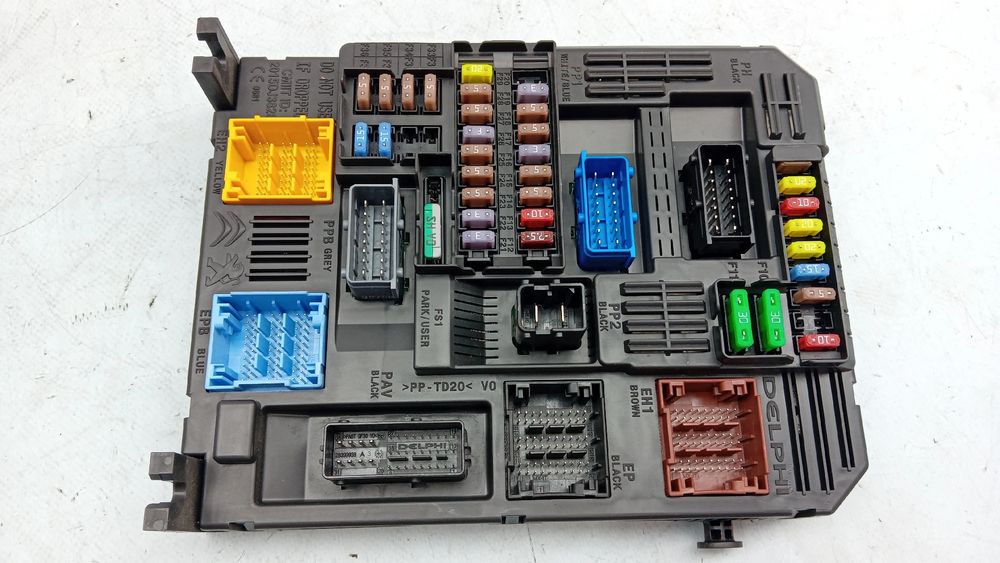 Caixa fusíveis / SAM / BSI PEUGEOT 308 II