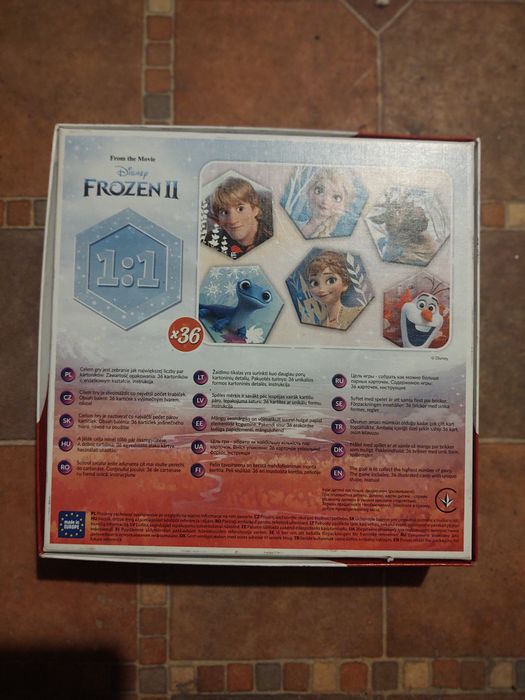 Frozen / Kraina Lodu domino + memory

W domino brakuje jednego element