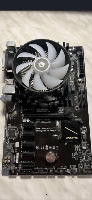 Материнська плата Gigabyte GA-H110-D3A (пошкоджений сокет)

Стан: не р