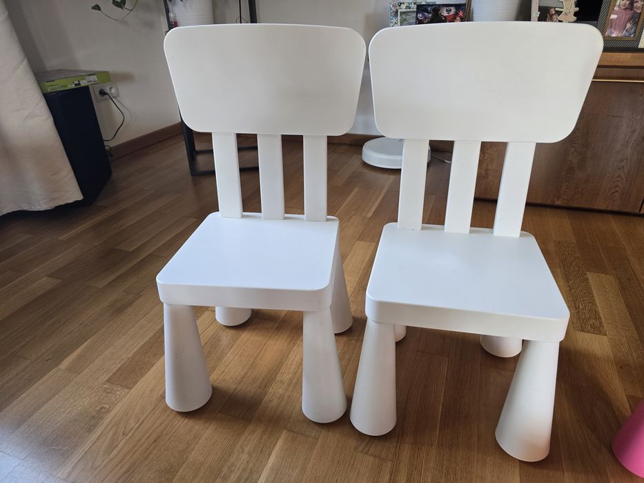 Stolik i 4 krzesełka Mamut Ikea