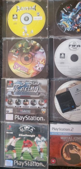 PlayStation Jogos e Cartões de Memória.