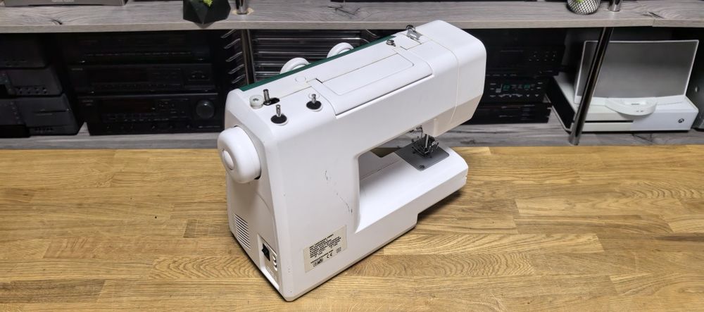 Швейна машинка AEG D-76297