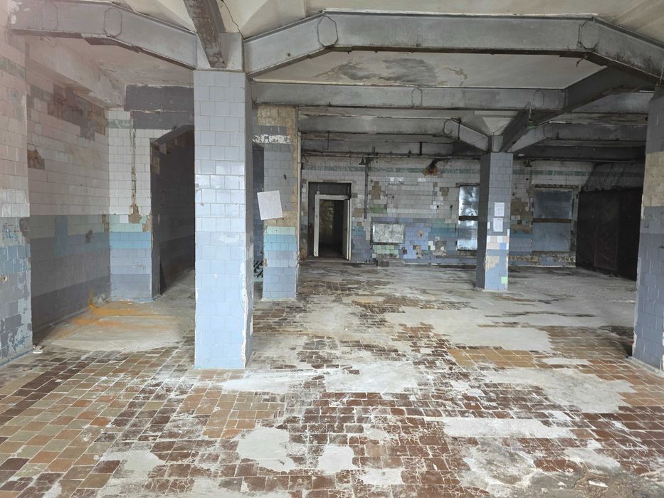 Здається в оренду приміщення під склад, виробництво, холодильні камери