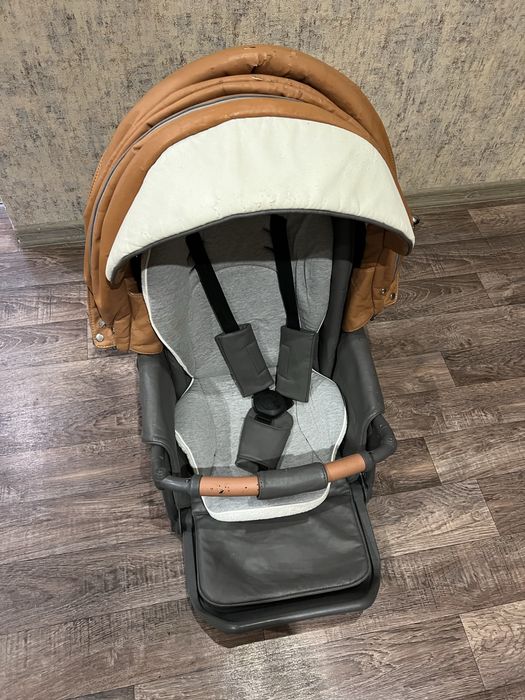 Коляска для дітей