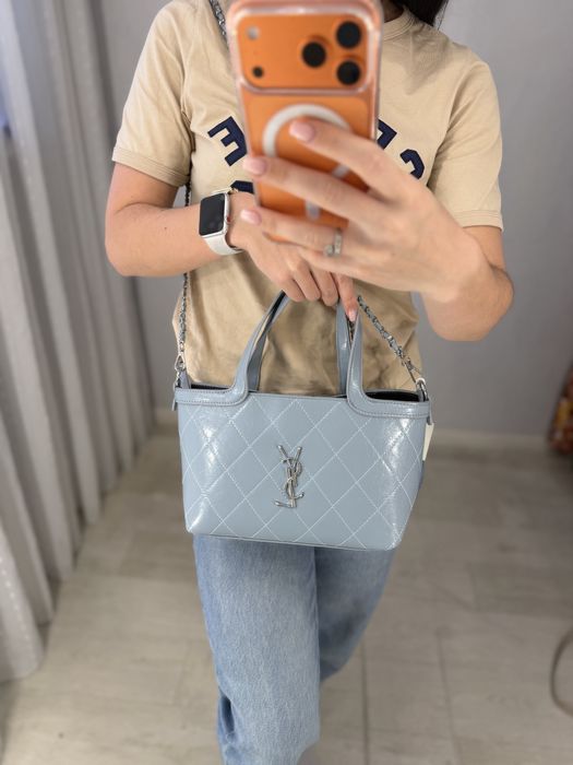 Нова шикарна сумка saint laurent голуба