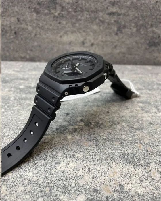 Часы Casio G-shock GA-2100-1A1