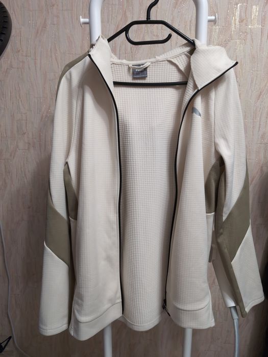 Кофта М розмір Puma нова