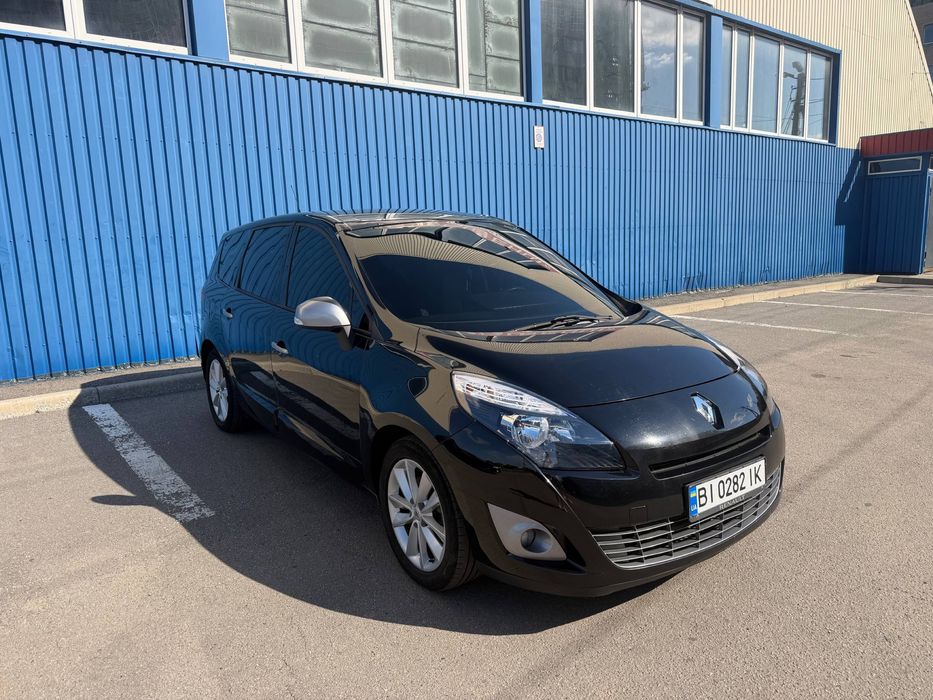 Продам Renault Scenic 2011р