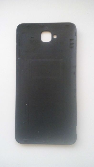 Задняя крышка Huawei y6.