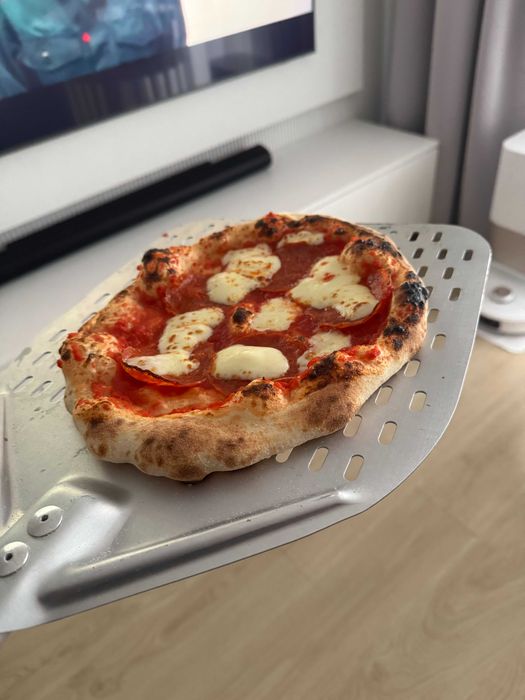 Piec do  pizzy Spice caliente bisscotto 2000w obrotowy kamien 500stopn