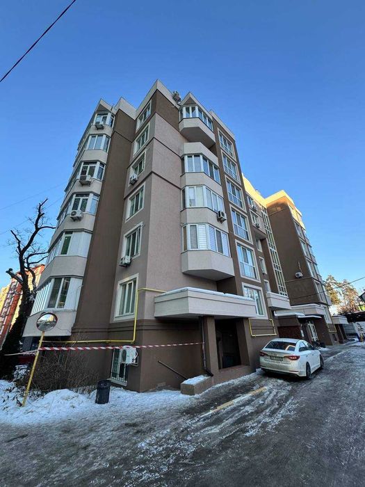 Продам  1-но кімнатну з ремонтом