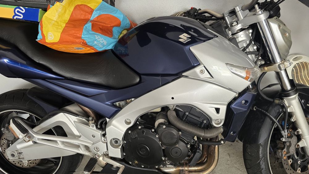 MOTO Suzuki Gsx 600 excelente