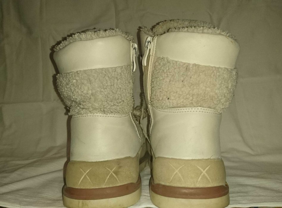 Ботинки женские 34