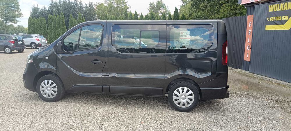 Bus 8-osobowy do wynajecia wynajme busa sandomierz stalowa wola