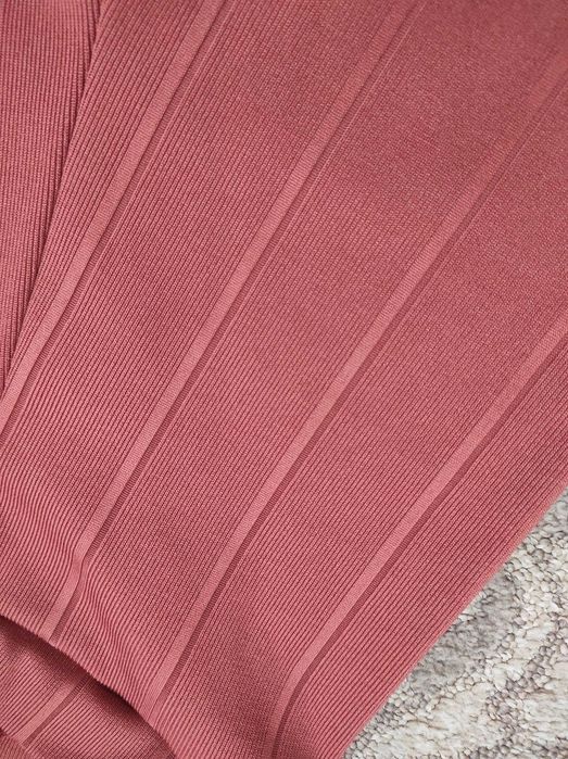 Legginsy prążkowane z wysokim stanem missguided