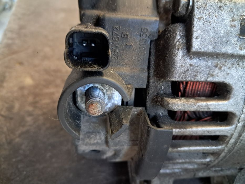 Alternator Valeo Peugeot 206 diesel 1.4 HDi rok 2004