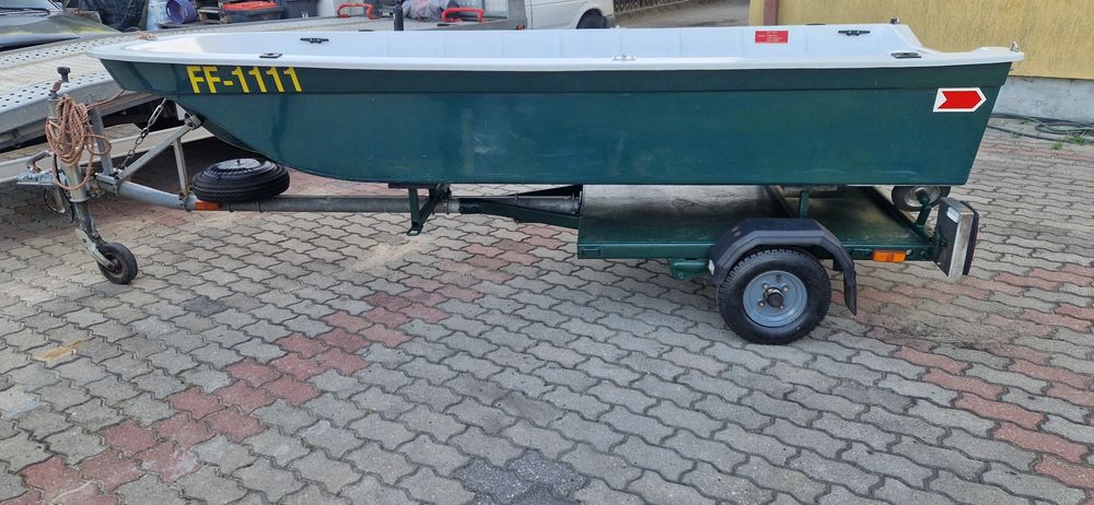 Łódź wędkarska. Suzuki DF6