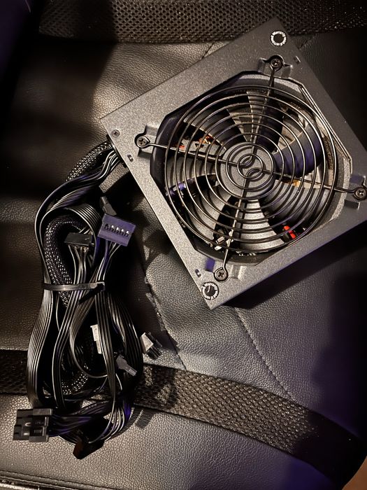 Zasilacz Endorfy Elementum E5 450W.