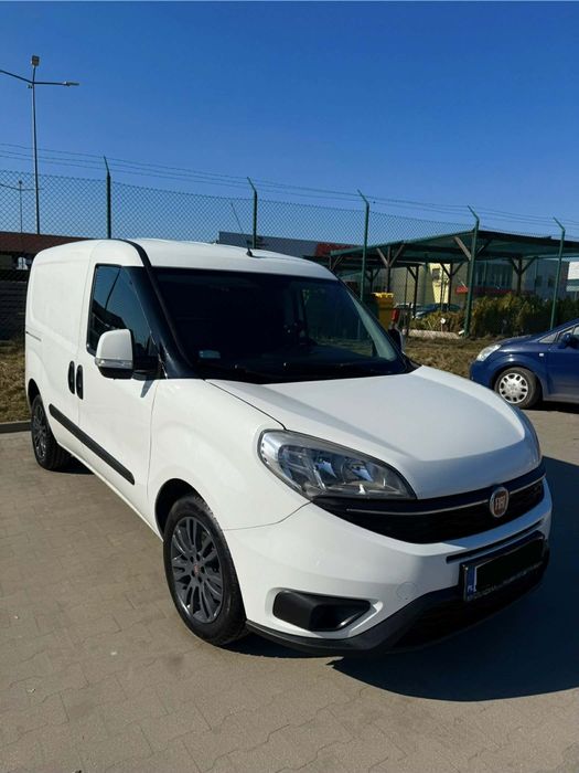 Sprzeda Fiat Doblo 1.3 multijet 2016 biały dobry stan w pełni sprawny