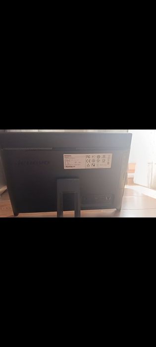Sprzedaję Lenovo C240