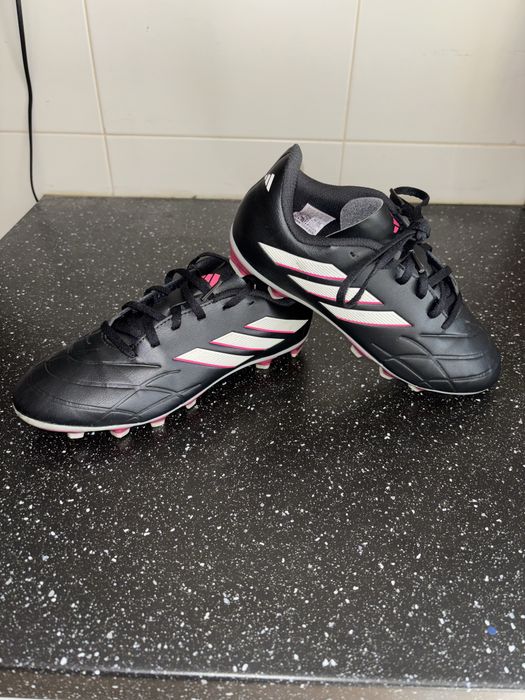 Adidas futebol rapaz