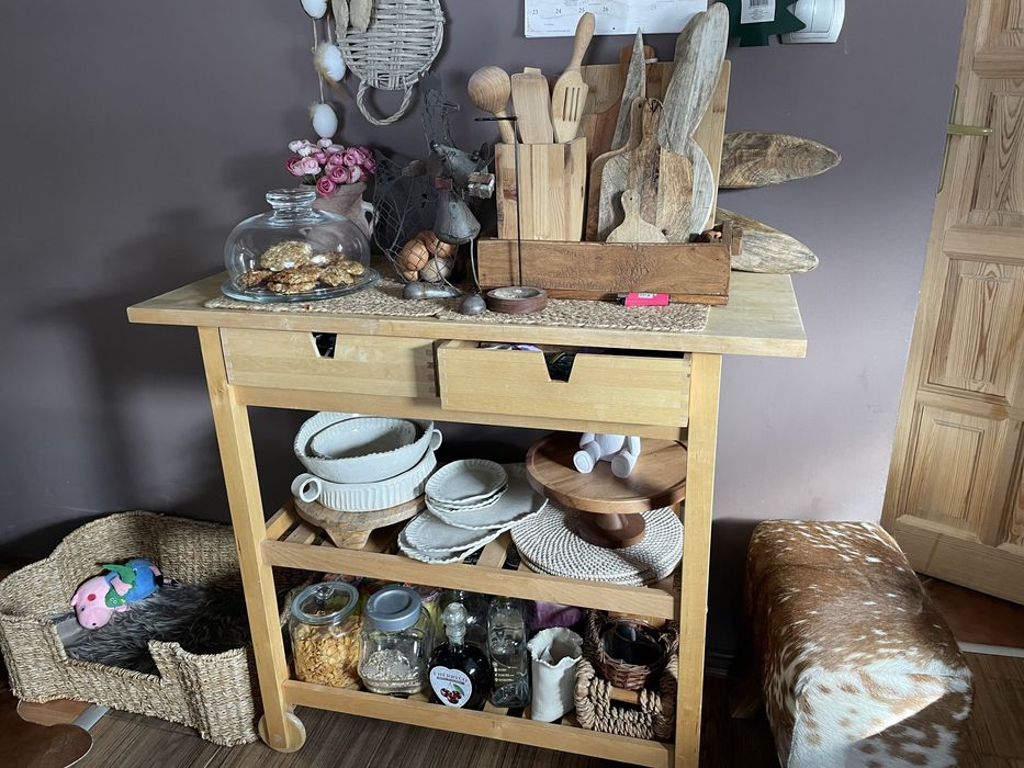 Ikea Stolok pomocniczy regal