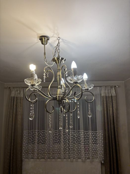 Elegancka lampa wisząca