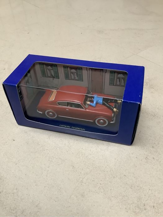 Carro do Tintin em muito bom estado