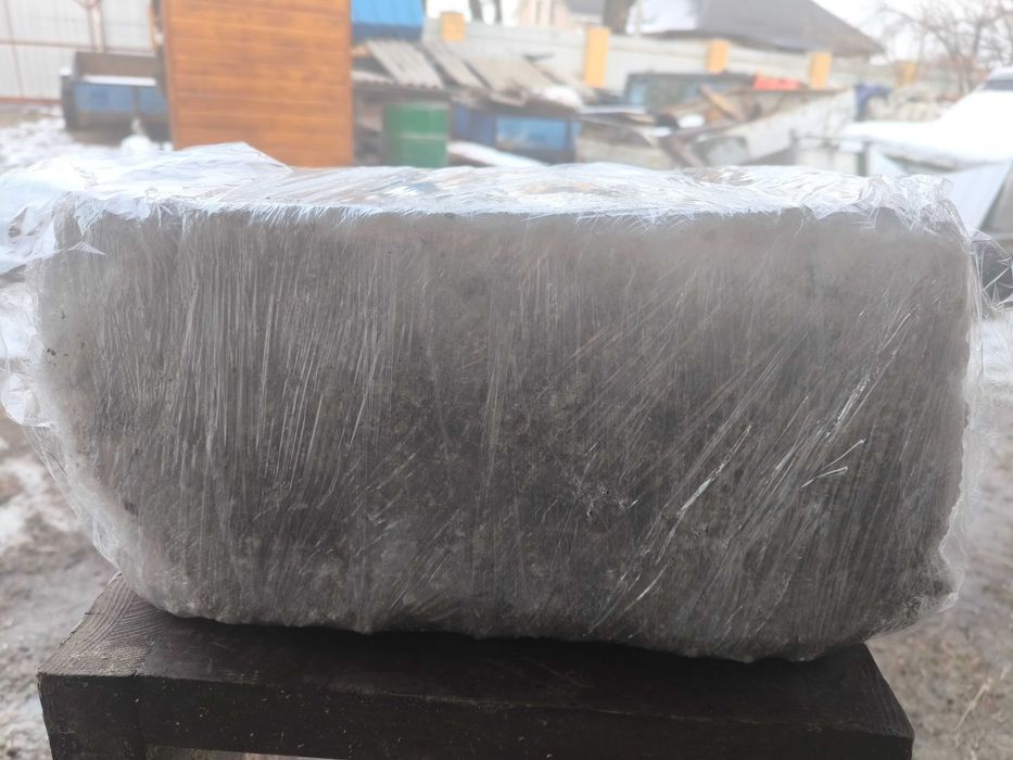 Соляні блоки розміром 20х20х40 см,  для будівлі соляних кімнат