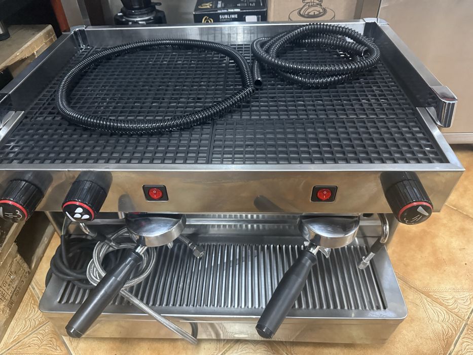 Maquina de café industrial 1 grupo Muito Muito Nova  Instalação e Garantia