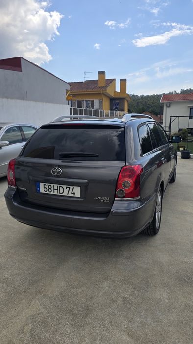 Toyota Avensis 2009 160000km (Para Reparaçao)