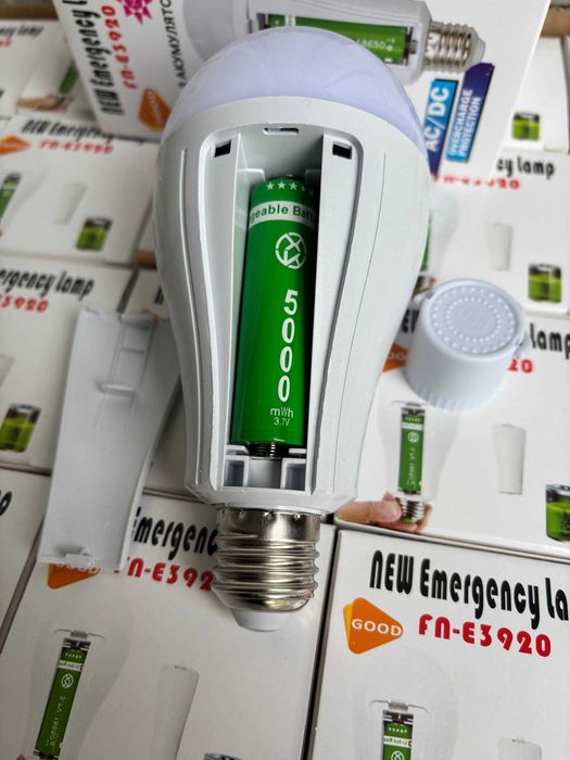 Лампа акумуляторна аварійна два 18850 акумулятор 20 вт 20W лампочка