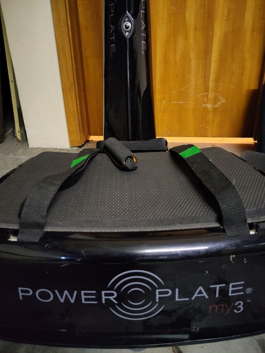 Plataforma vibratória Power Plate my3 como nova