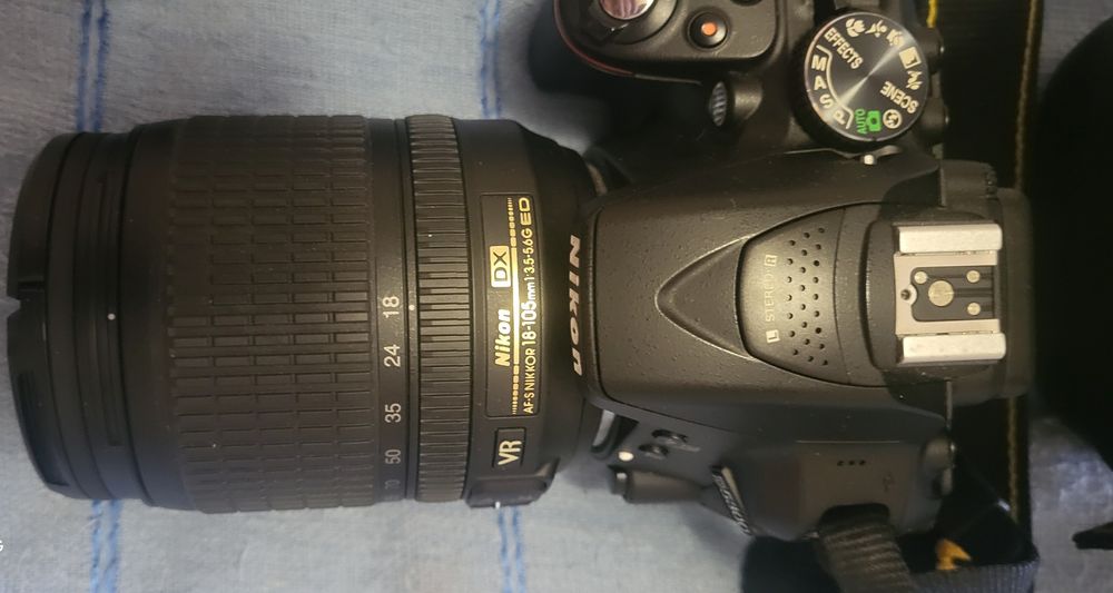 Дзеркальний фотоапарат D5300