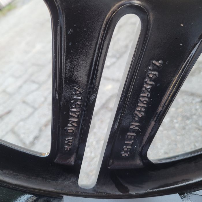 Koła Mercedes GLA W247 AMG 235/50R19 A2474011500