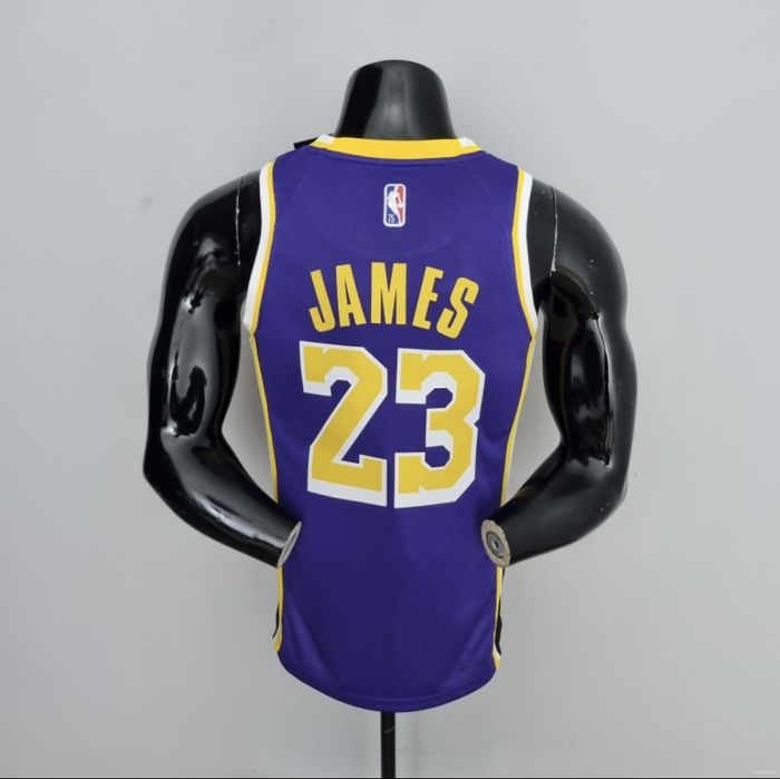 Camisolas NBA retros e atuais