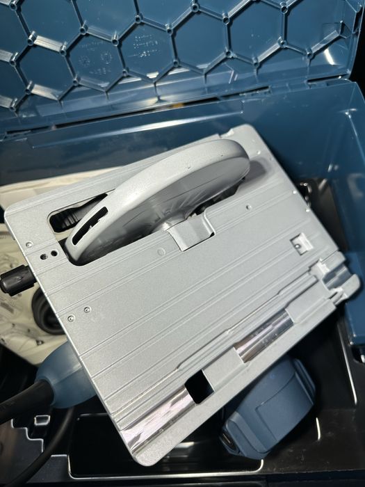 Ручна дискова пила Bosch GKS 55 GCE Нова