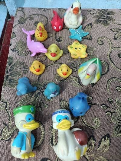 Іграшки для купання