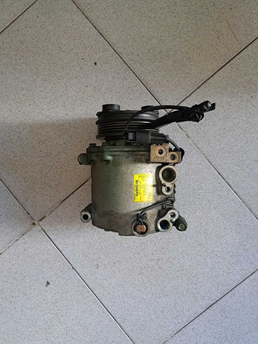 Vendo motor usado de Ar-Condicionado Mitsubishi Lancer 1998- bom preço