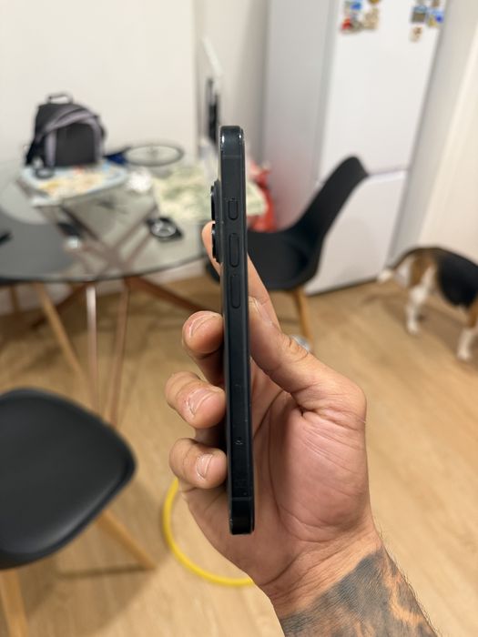 Iphone 16 / 128gb / 97% bateria