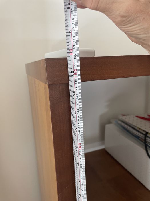 Móvel de arrumação com secretária