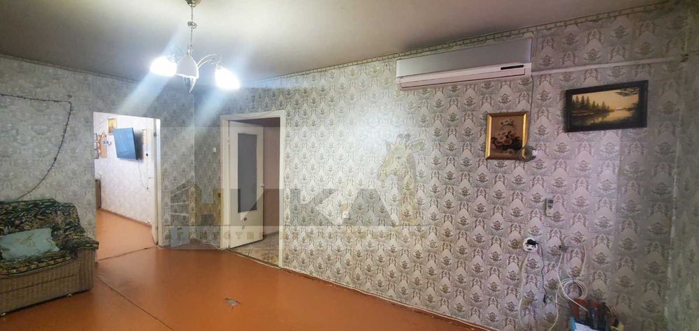 Продам 3-х кімнатну квартиру вул. Бородинська