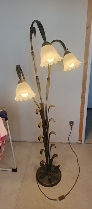 Lampa stojąca mosiężna
