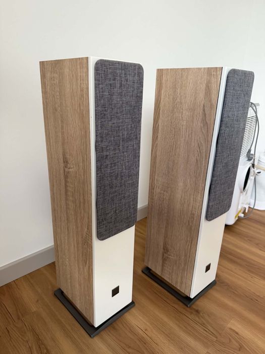 Oberon Dali 5 light oak