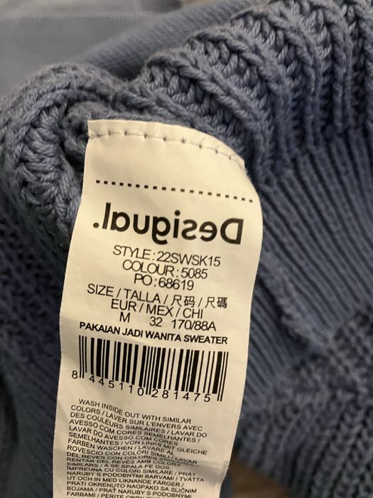 Sweter marki Desigual
