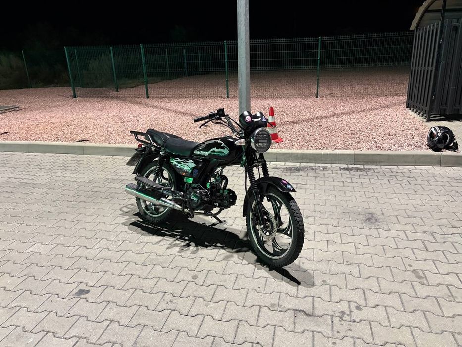 Продам альфу мустанг 125