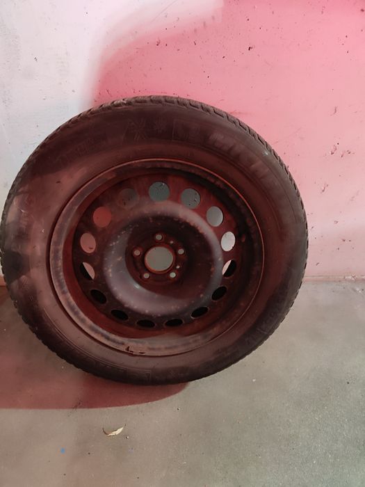 Felgi stalowe R17 + opony zimowe 215/65 (KOŁA - Peugeot 3008)