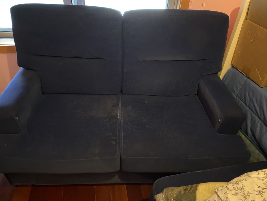 Sofá 2 lugares + cadeirão + puff