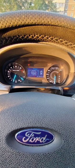 Продам наше семейное авто.. ФОРД ЭДЖ.. 2013 первое поколение !!!