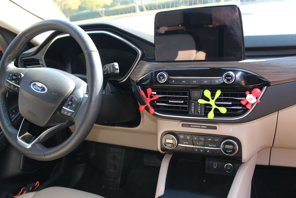 Ford escape titanium 2.5 hybrid awd